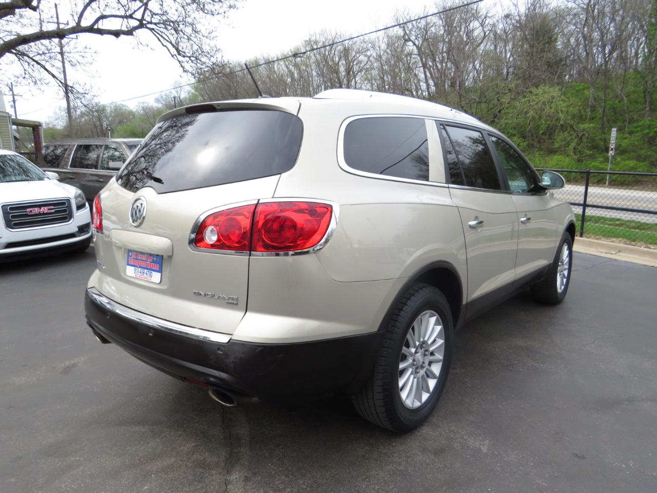 Buick Enclave AWD 4dr Leather 2012