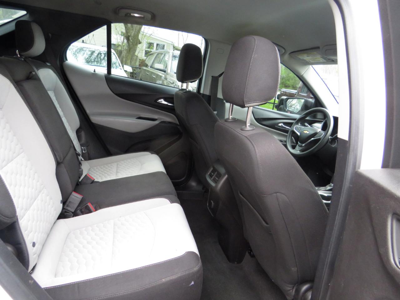 Chevrolet Equinox FWD 4dr L w/1SM 2018