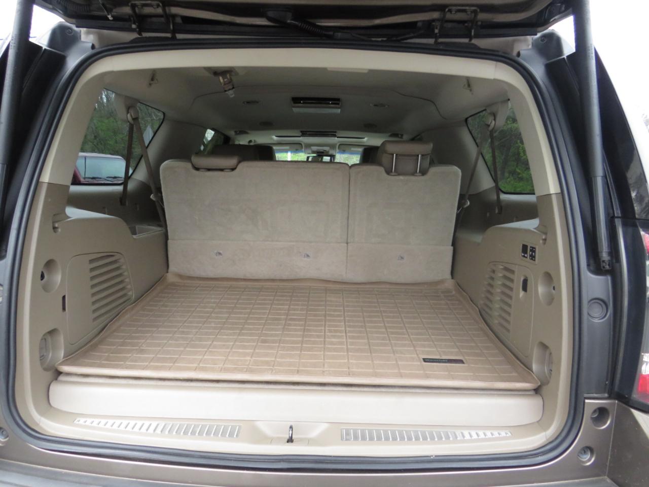 GMC Yukon XL 4WD 4dr SLT 2016