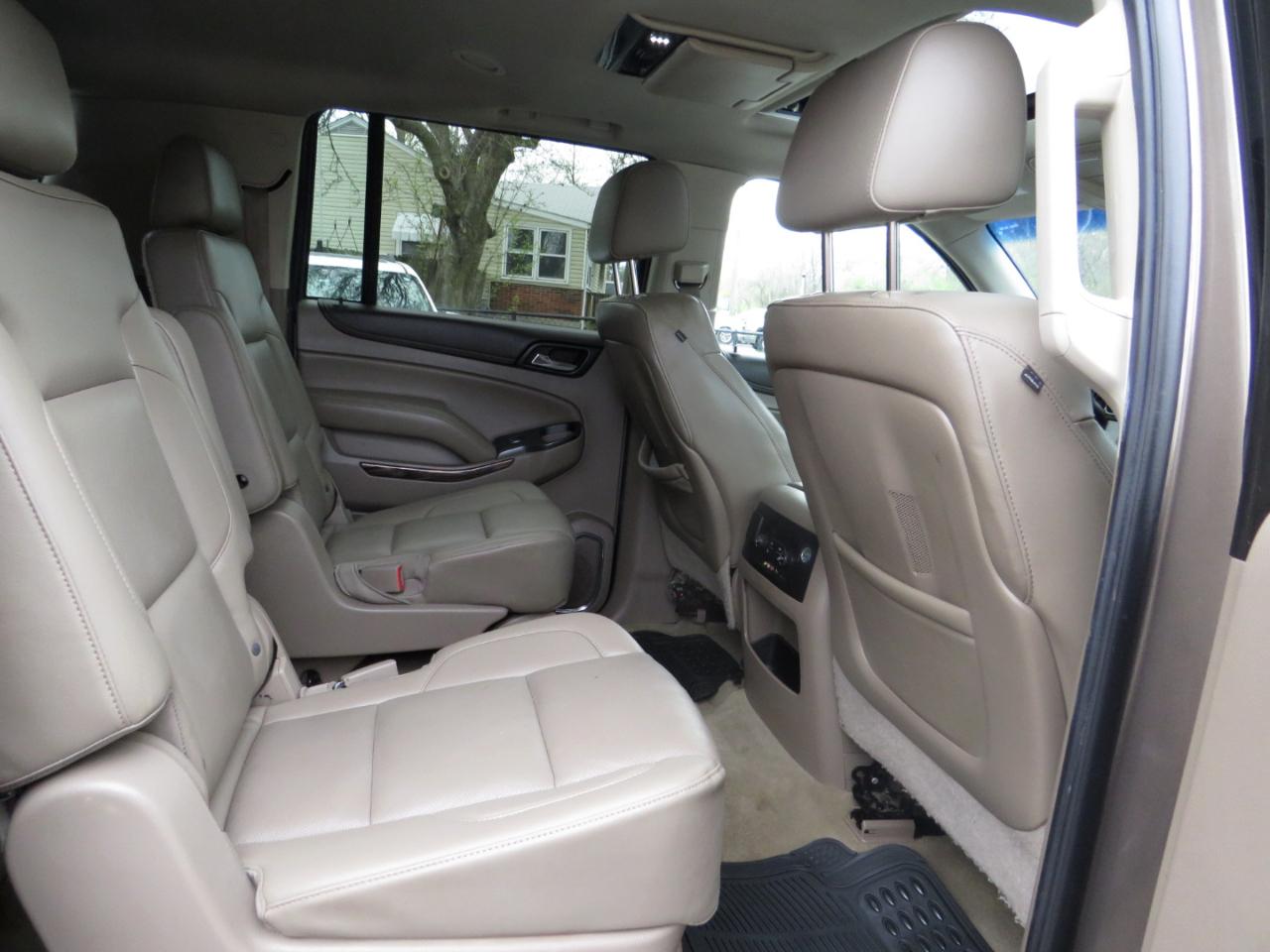 GMC Yukon XL 4WD 4dr SLT 2016