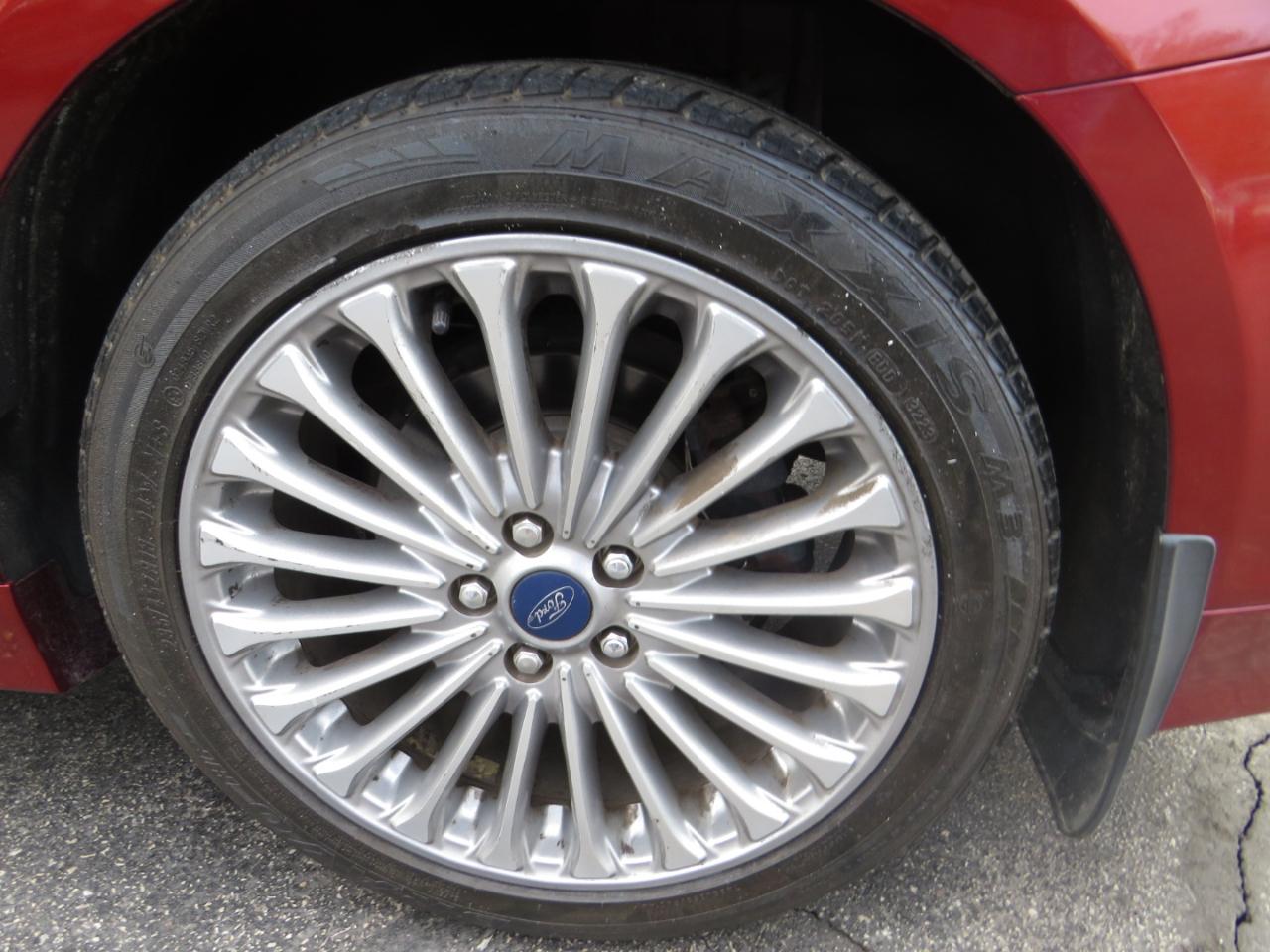 Ford Fusion 4dr Sdn Titanium FWD 2014