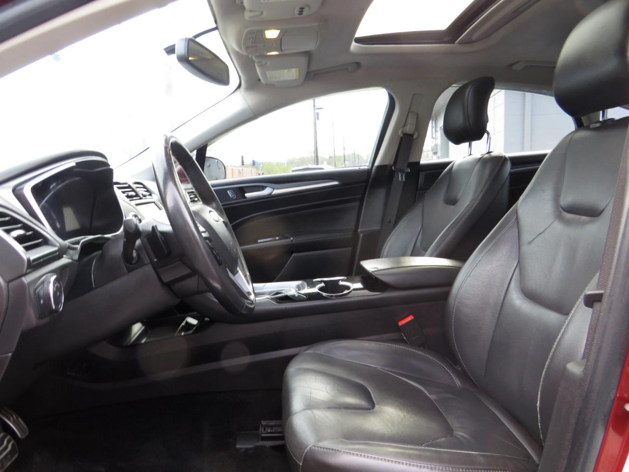 Ford Fusion 4dr Sdn Titanium FWD 2014