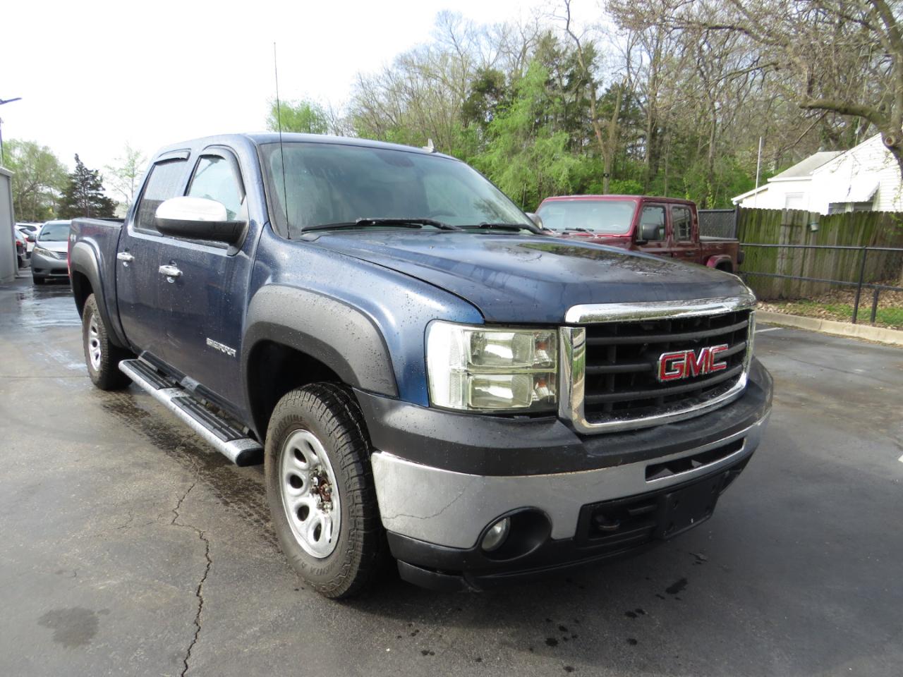 GMC Sierra 1500 4WD Crew Cab 143.5" SL 2011