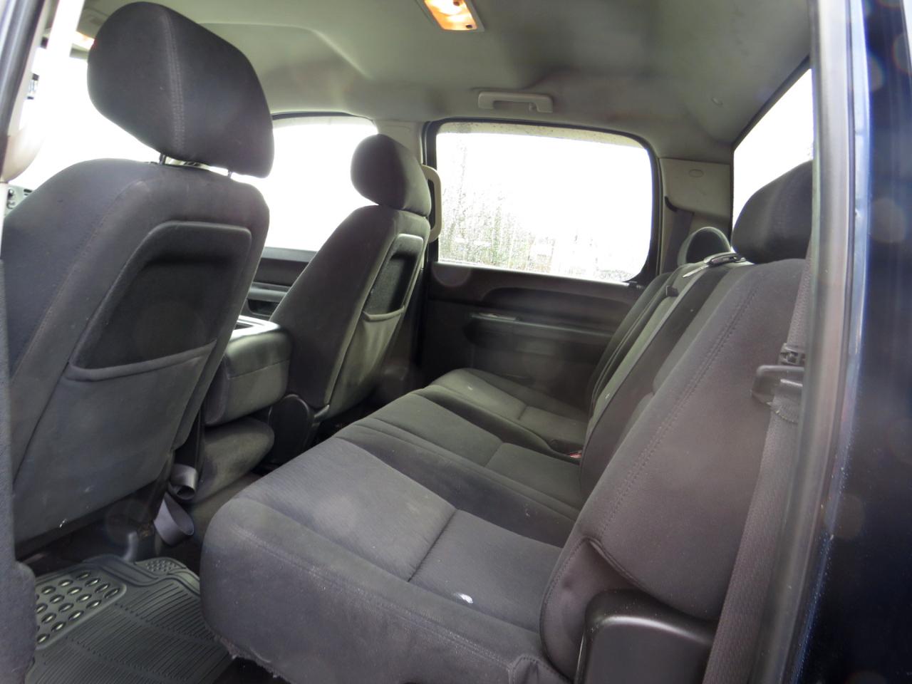 GMC Sierra 1500 4WD Crew Cab 143.5" SL 2011