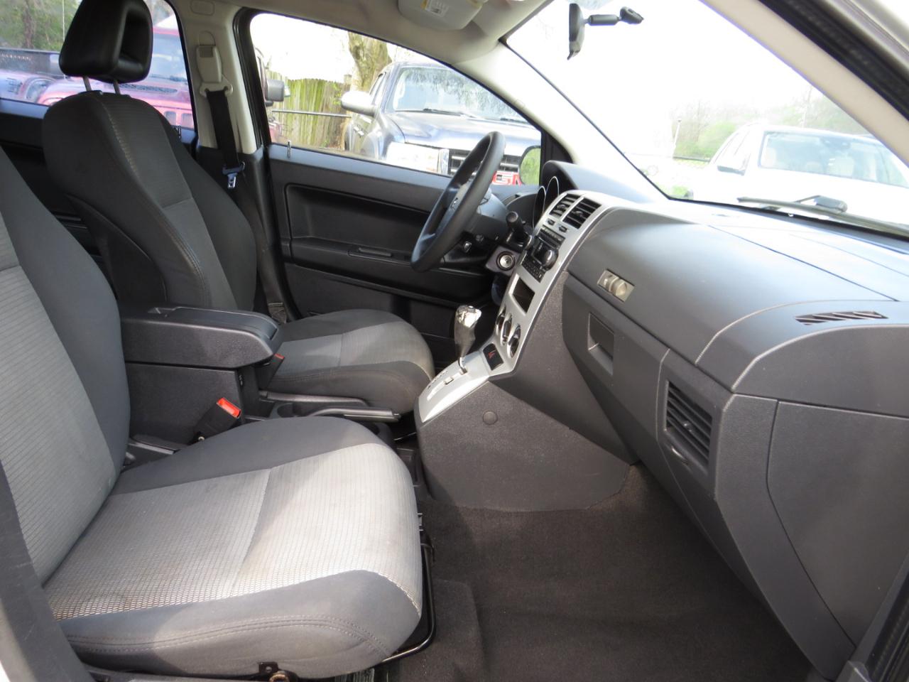 Dodge Caliber 4dr HB SXT FWD 2008