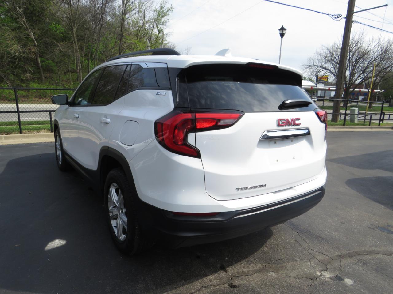 GMC Terrain FWD 4dr SLE 2018