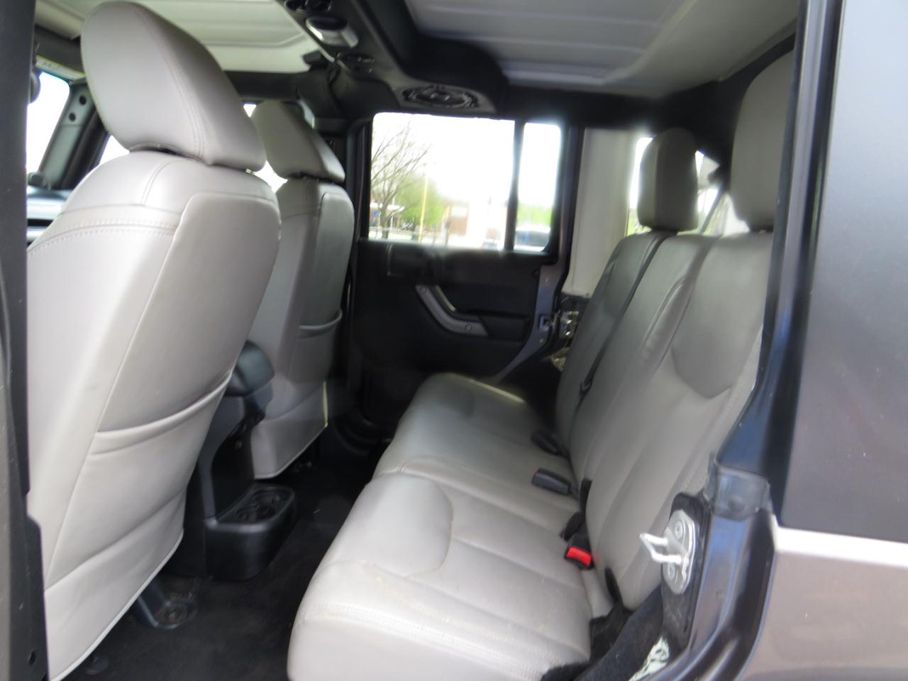 Jeep Wrangler Unlimited 4WD 4dr Sport 2014