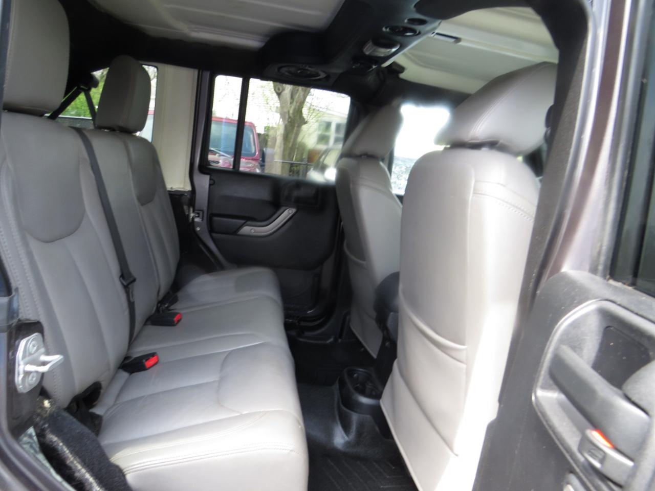 Jeep Wrangler Unlimited 4WD 4dr Sport 2014