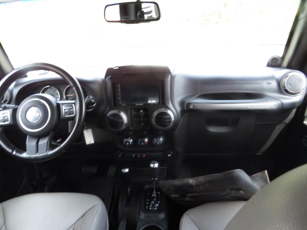 Jeep Wrangler Unlimited 4WD 4dr Sport 2014