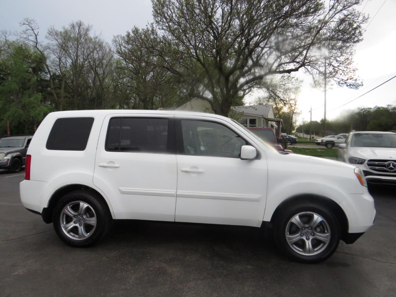 Honda Pilot 2WD 4dr EX-L w/Navi 2012
