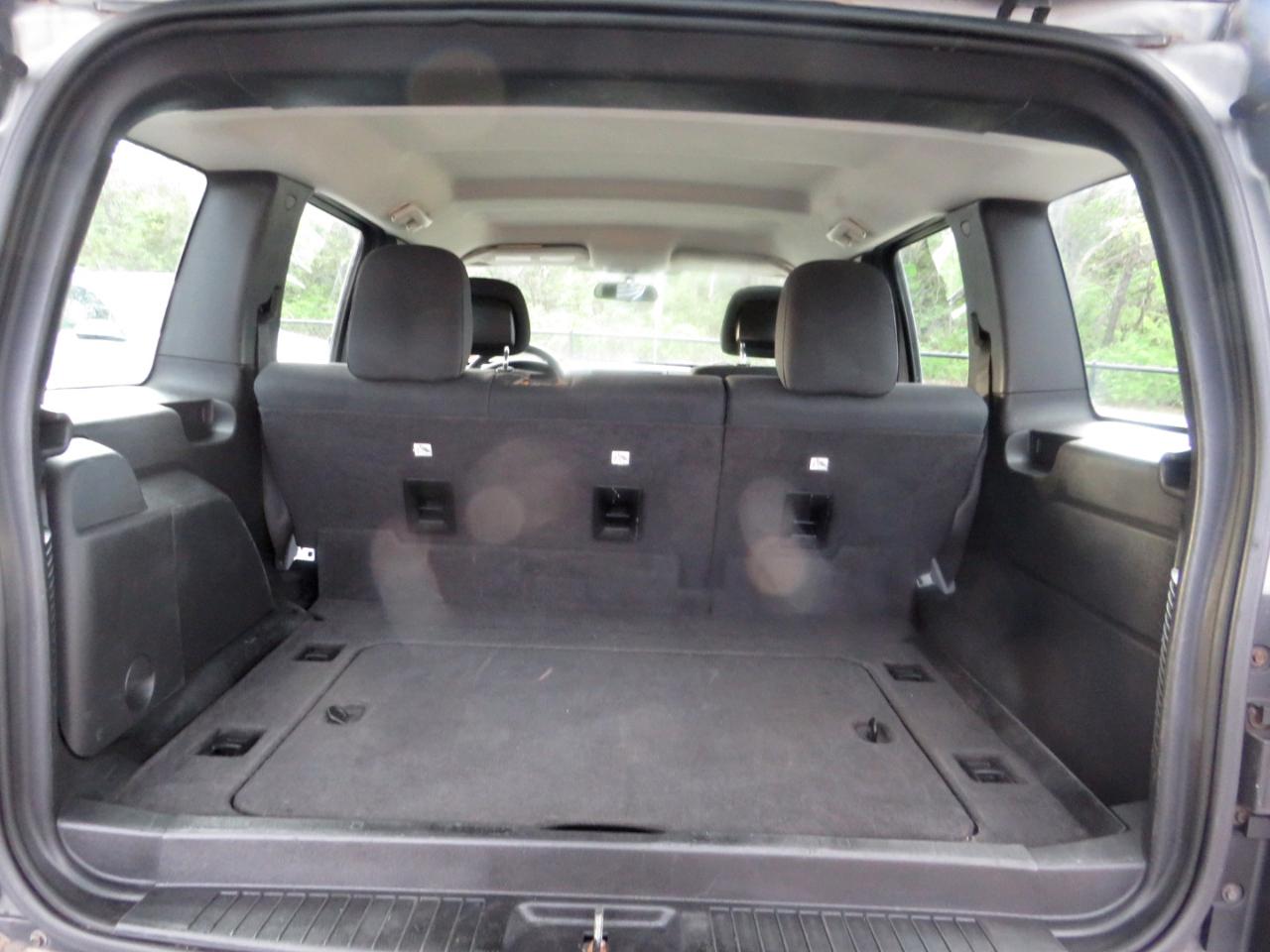 Jeep Liberty RWD 4dr Sport 2012