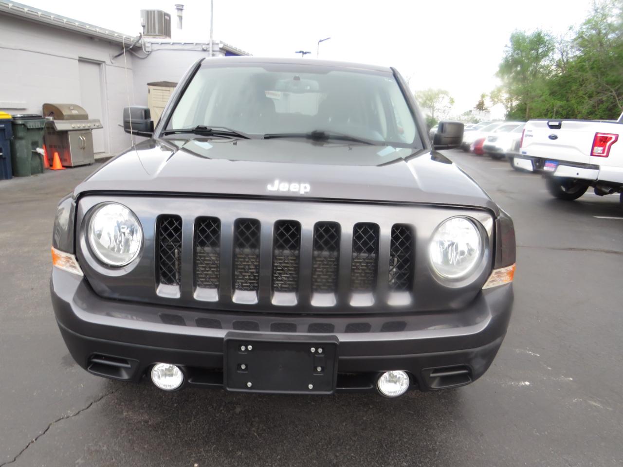 Jeep Patriot FWD 4dr Latitude 2016
