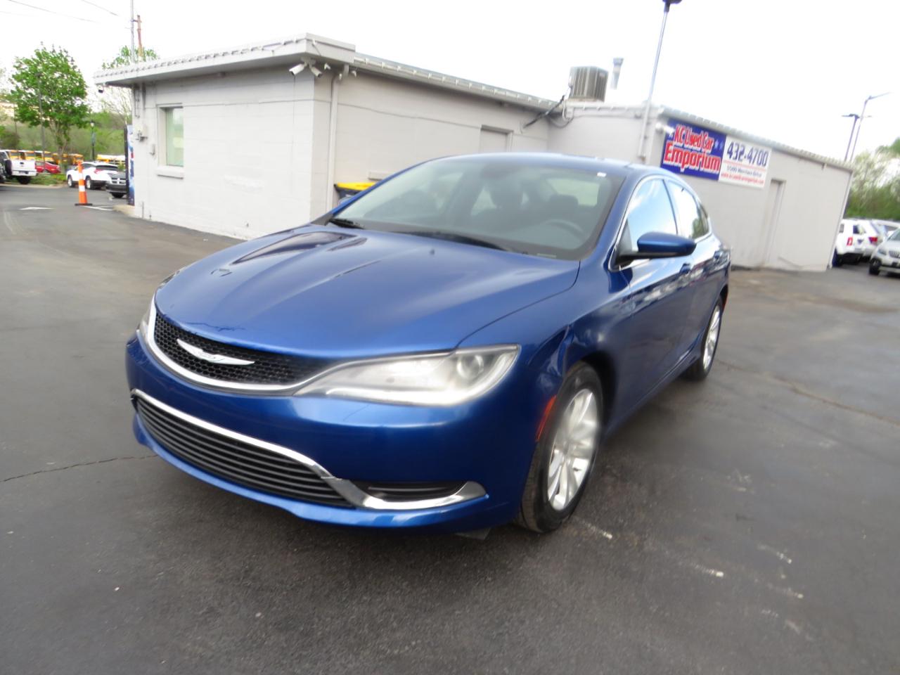 Chrysler 200 4dr Sdn Limited FWD 2015