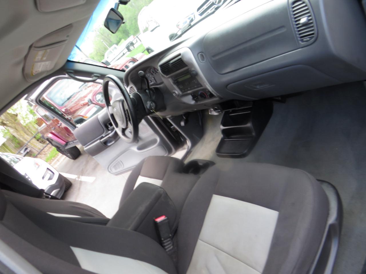 Ford Ranger Reg Cab LWB 2.3L XL Fleet 2004