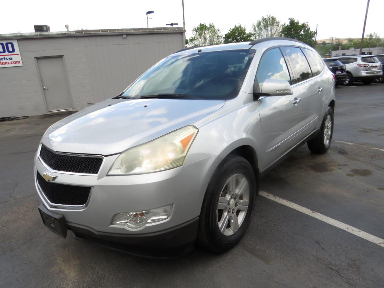 Chevrolet Traverse AWD 4dr LT w/2LT 2009