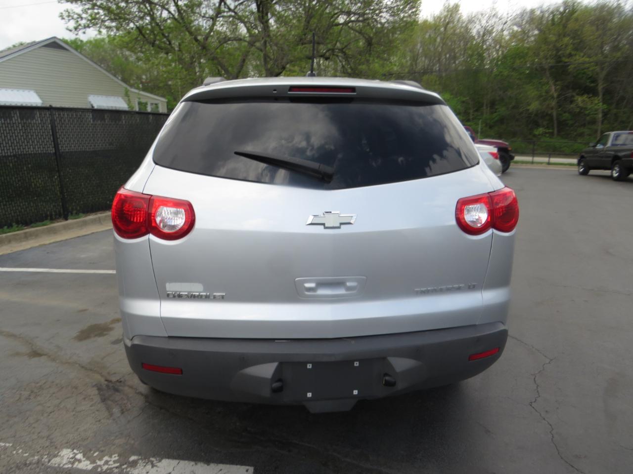 Chevrolet Traverse AWD 4dr LT w/2LT 2009