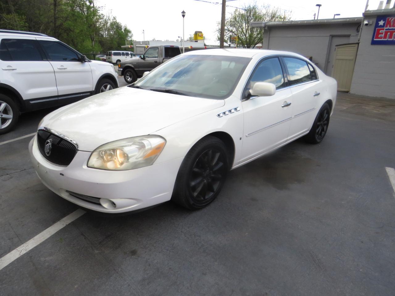 Buick Lucerne 4dr Sdn CXS 2006