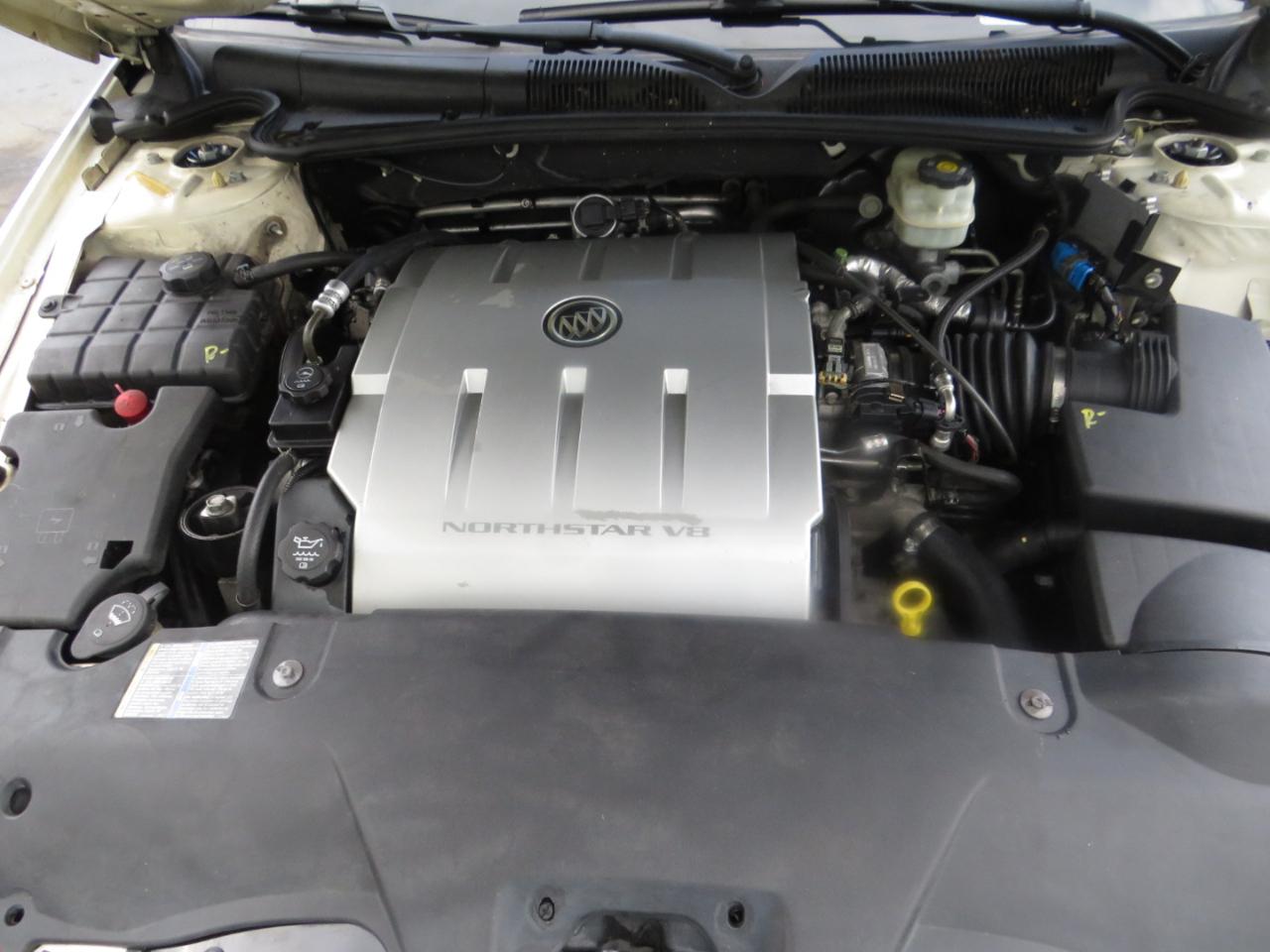 Buick Lucerne 4dr Sdn CXS 2006