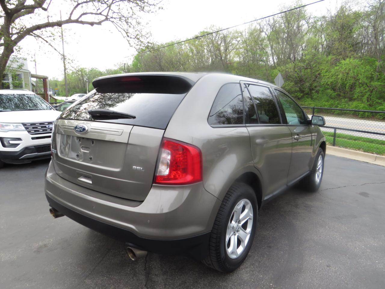 Ford Edge 4dr SEL FWD 2013