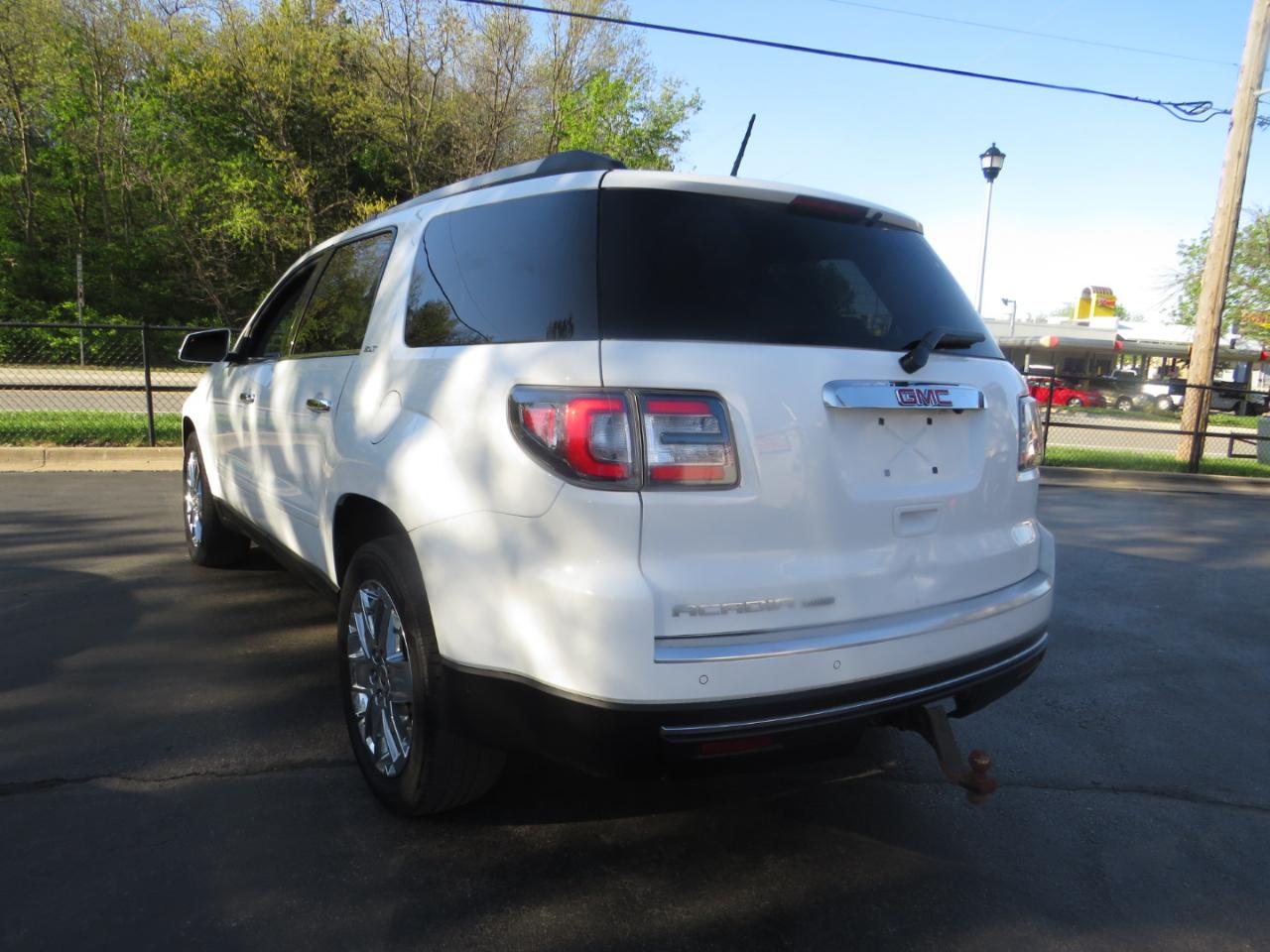 GMC Acadia Limited FWD 4dr Limited 2017