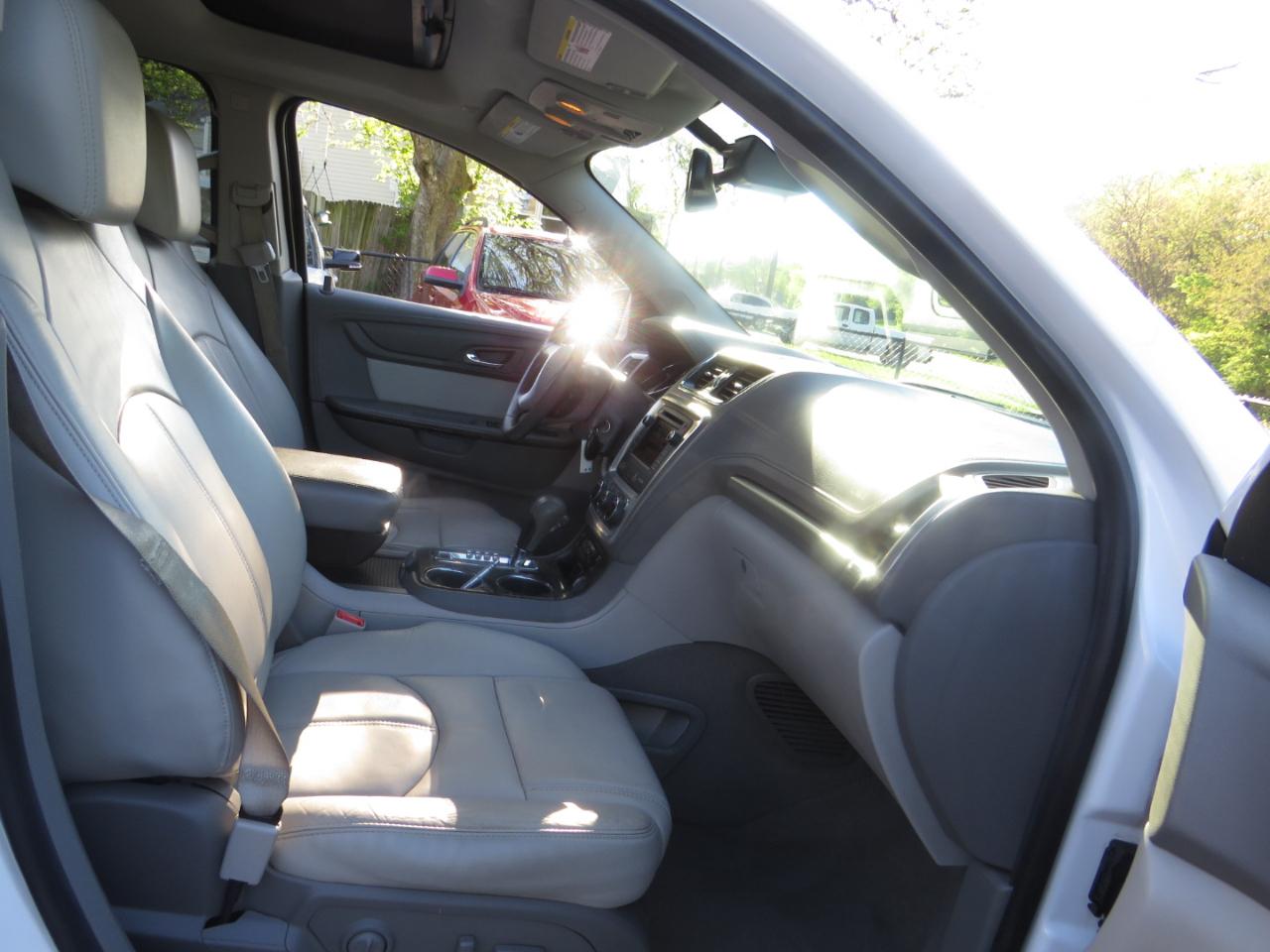 GMC Acadia Limited FWD 4dr Limited 2017