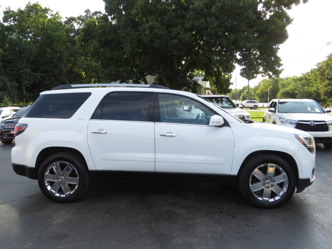 GMC Acadia Limited FWD 4dr Limited 2017