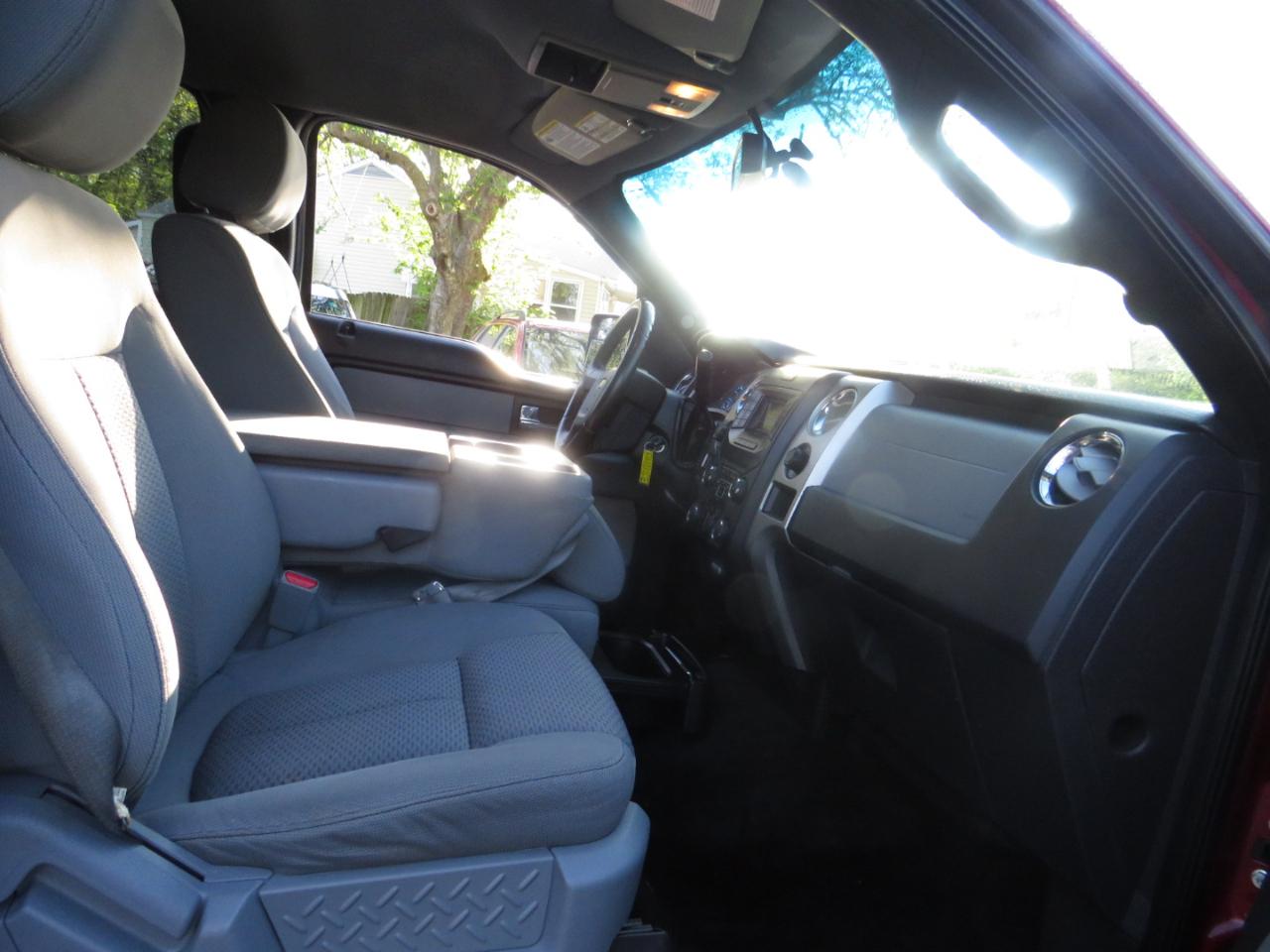 Ford F-150 4WD SuperCrew 145" King Ranch 2013