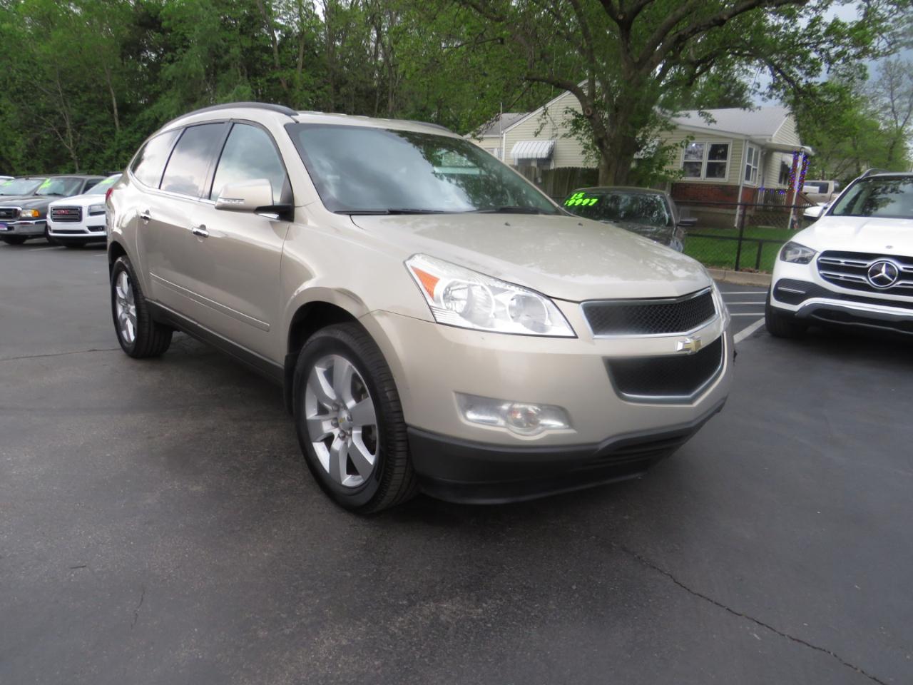 Chevrolet Traverse FWD 4dr LT w/1LT 2012