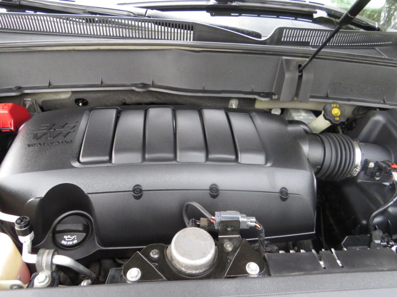 Chevrolet Traverse FWD 4dr LT w/1LT 2012