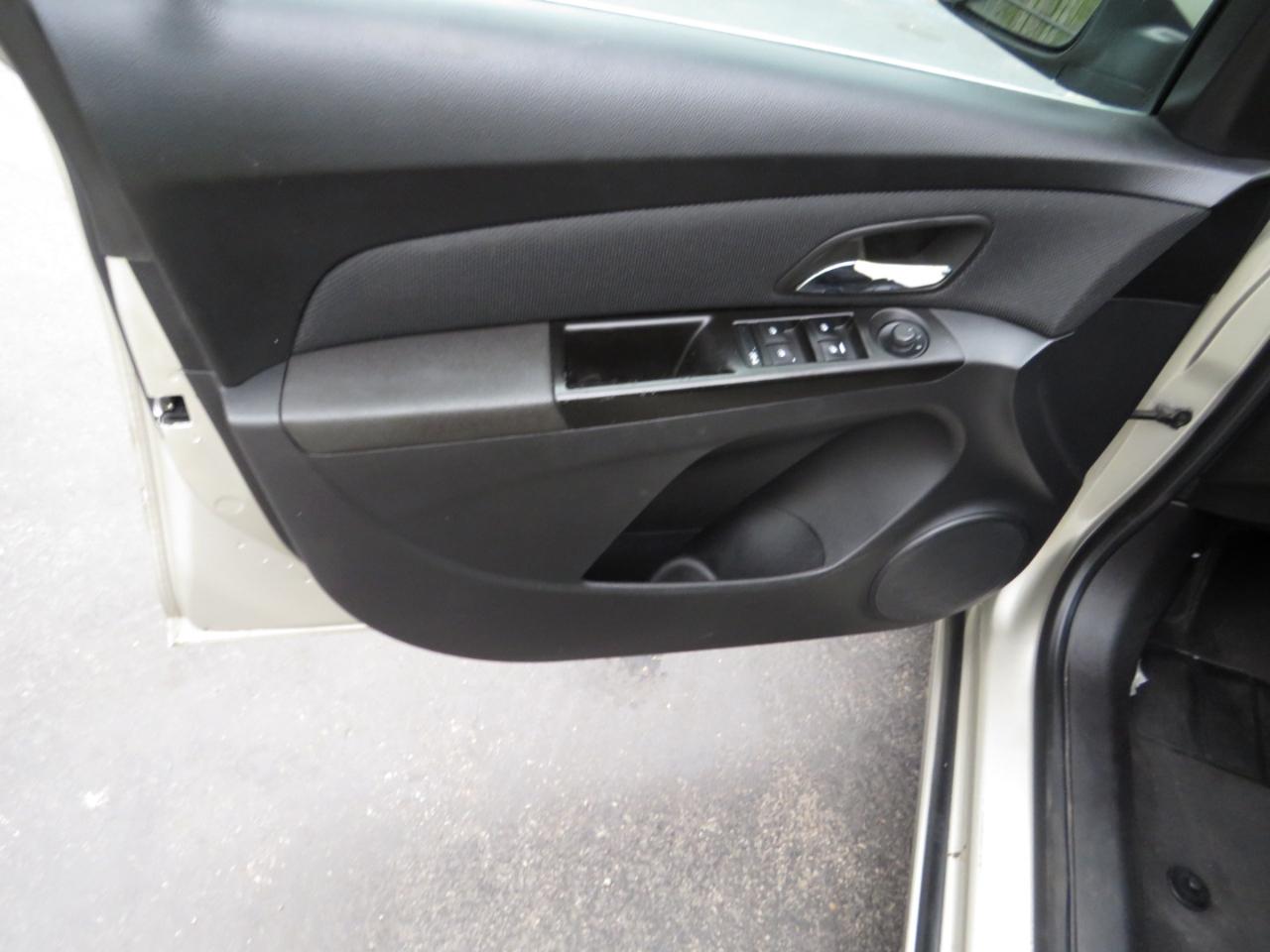 Chevrolet Cruze 4dr Sdn Auto 1LT 2014