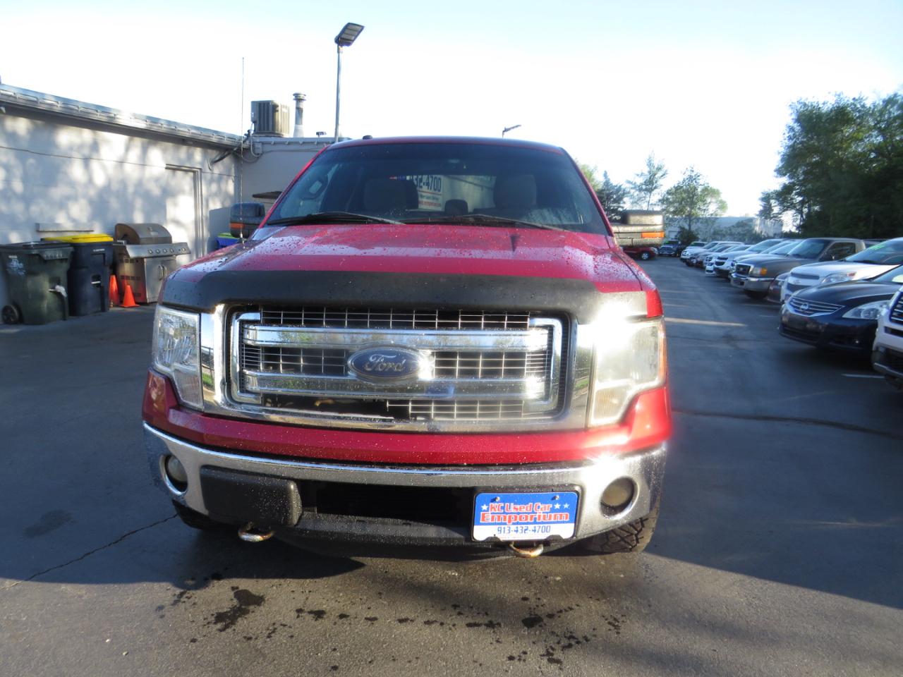 Ford F-150 4WD SuperCrew 145" Lariat 2016