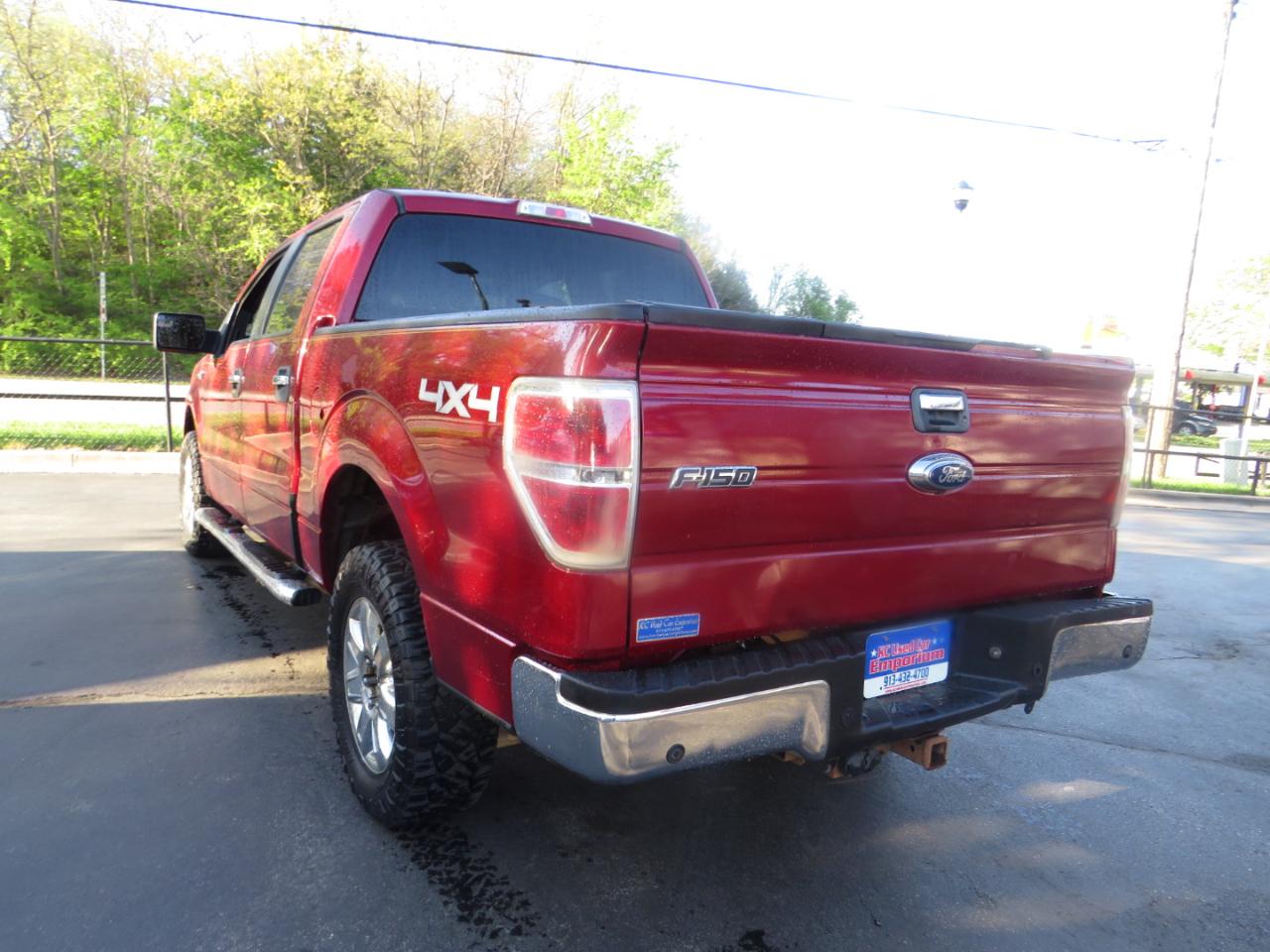 Ford F-150 4WD SuperCrew 145" Lariat 2016