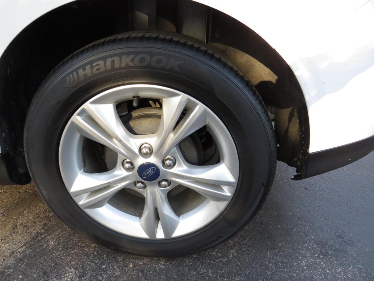 Ford Focus 5dr HB SE 2013