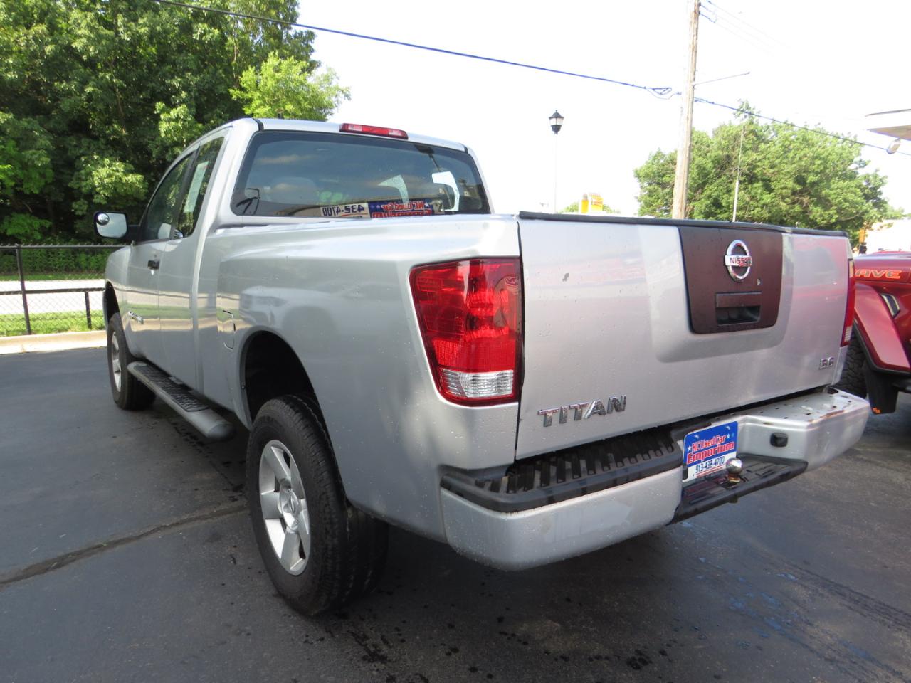 Nissan Titan 2WD King Cab XE 2007