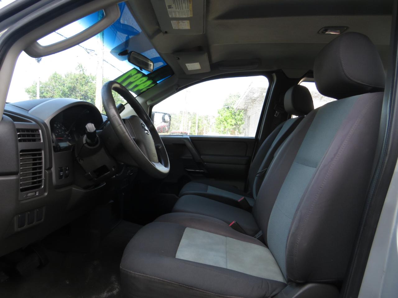 Nissan Titan 2WD King Cab XE 2007