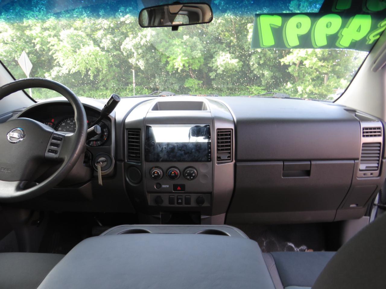 Nissan Titan 2WD King Cab XE 2007
