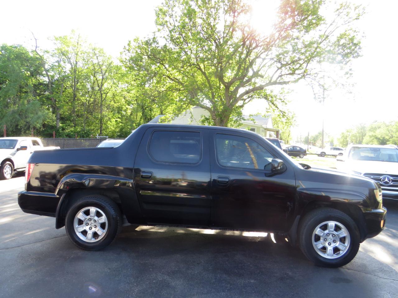 Honda Ridgeline 4WD Crew Cab RTS 2011