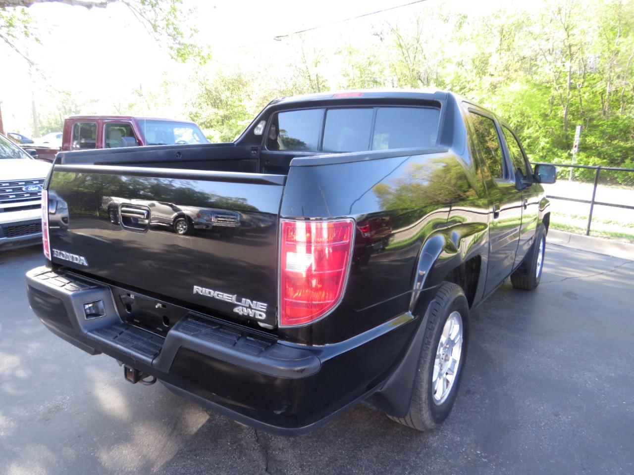 Honda Ridgeline 4WD Crew Cab RTS 2011