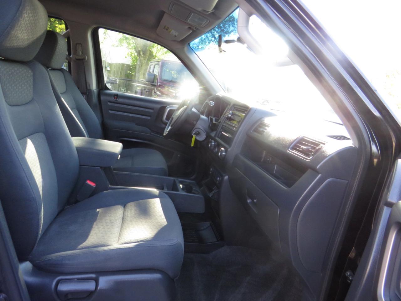 Honda Ridgeline 4WD Crew Cab RTS 2011