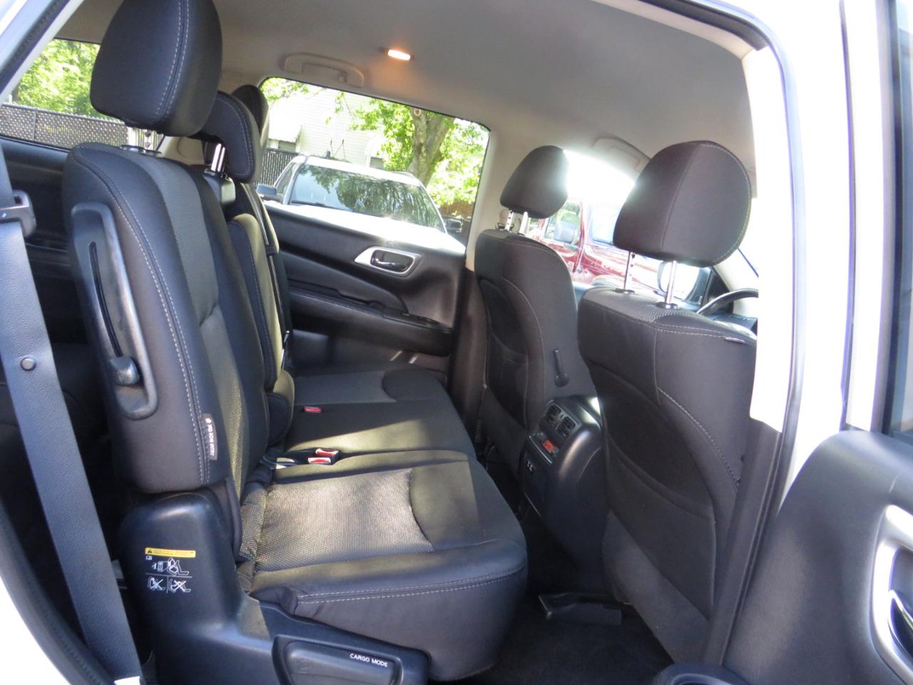 Nissan Pathfinder 4x4 SV 2020