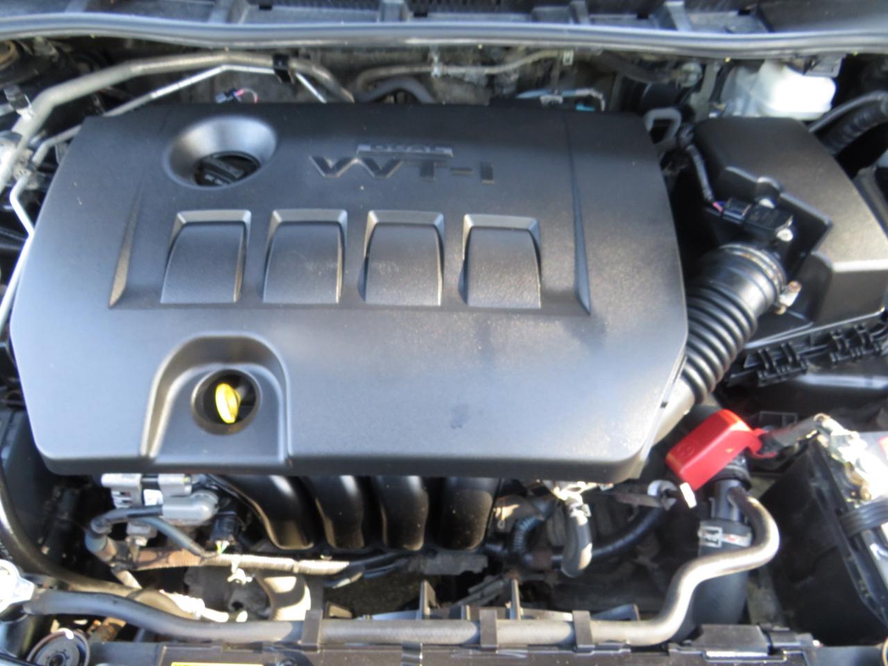 Toyota Corolla 4dr Sdn Auto LE (Natl) 2012