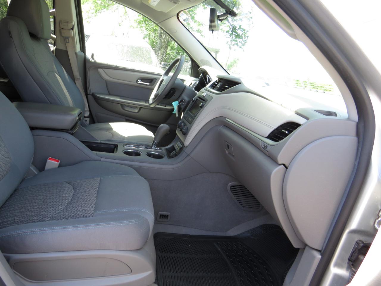 Chevrolet Traverse AWD 4dr LS 2015