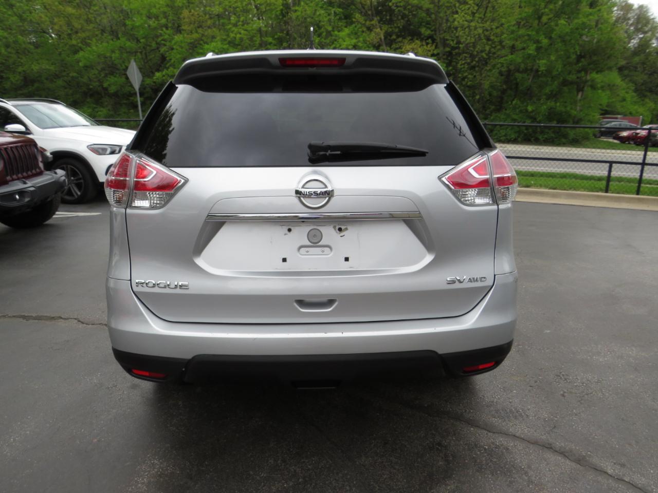 Nissan Rogue AWD 4dr SV 2015
