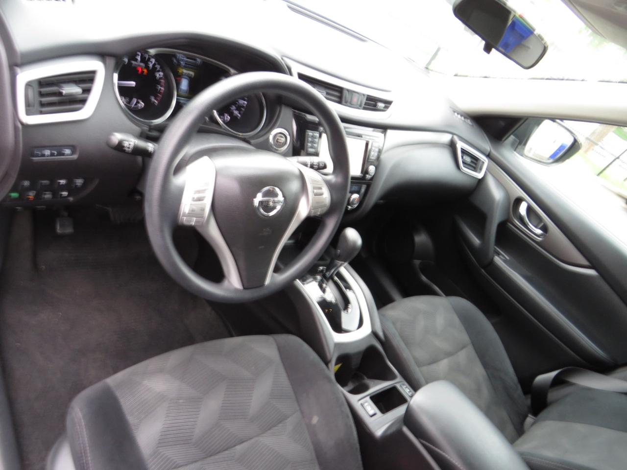 Nissan Rogue AWD 4dr SV 2015