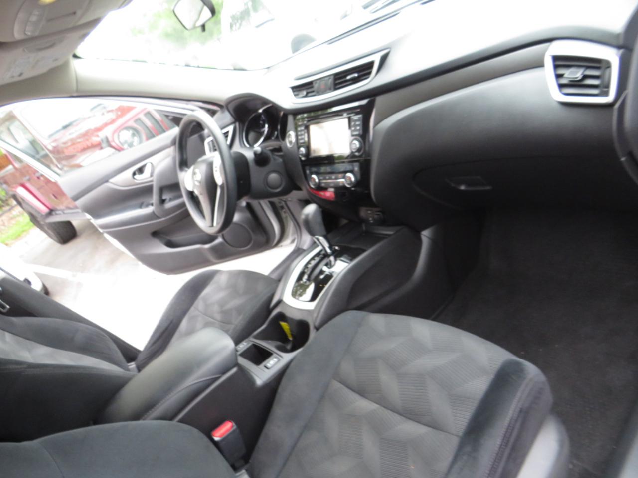 Nissan Rogue AWD 4dr SV 2015