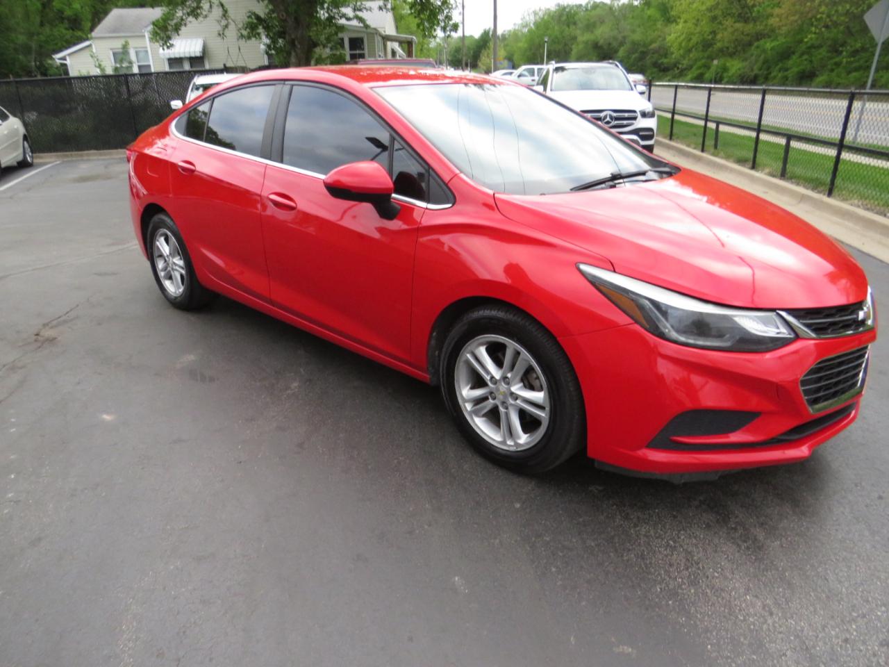 Chevrolet Cruze 4dr Sdn 1.4L LT w/1SD 2017