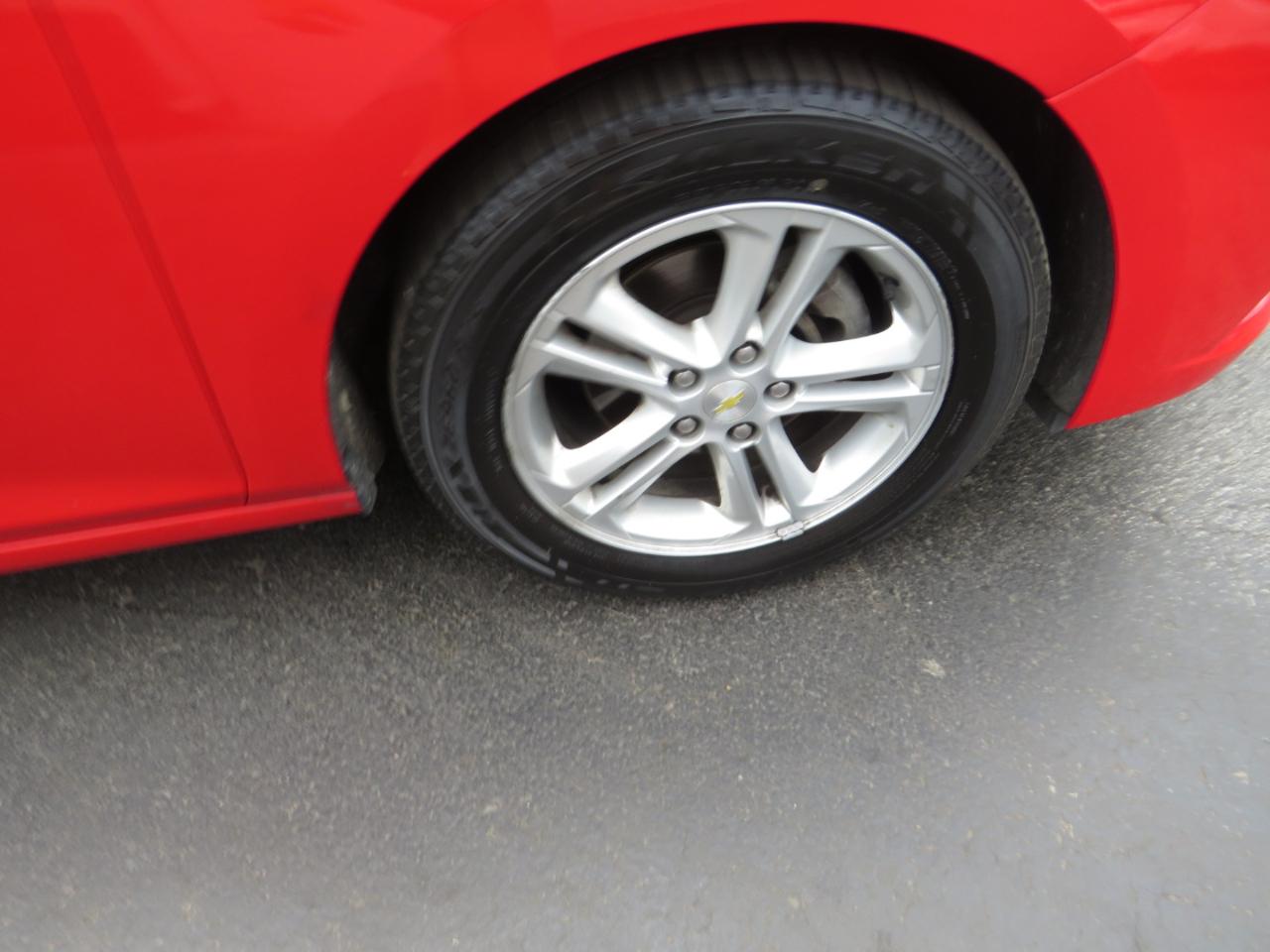 Chevrolet Cruze 4dr Sdn 1.4L LT w/1SD 2017