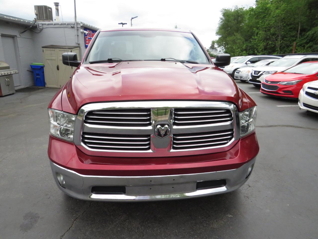 RAM 1500 4WD Crew Cab 140.5" Big Horn 2015