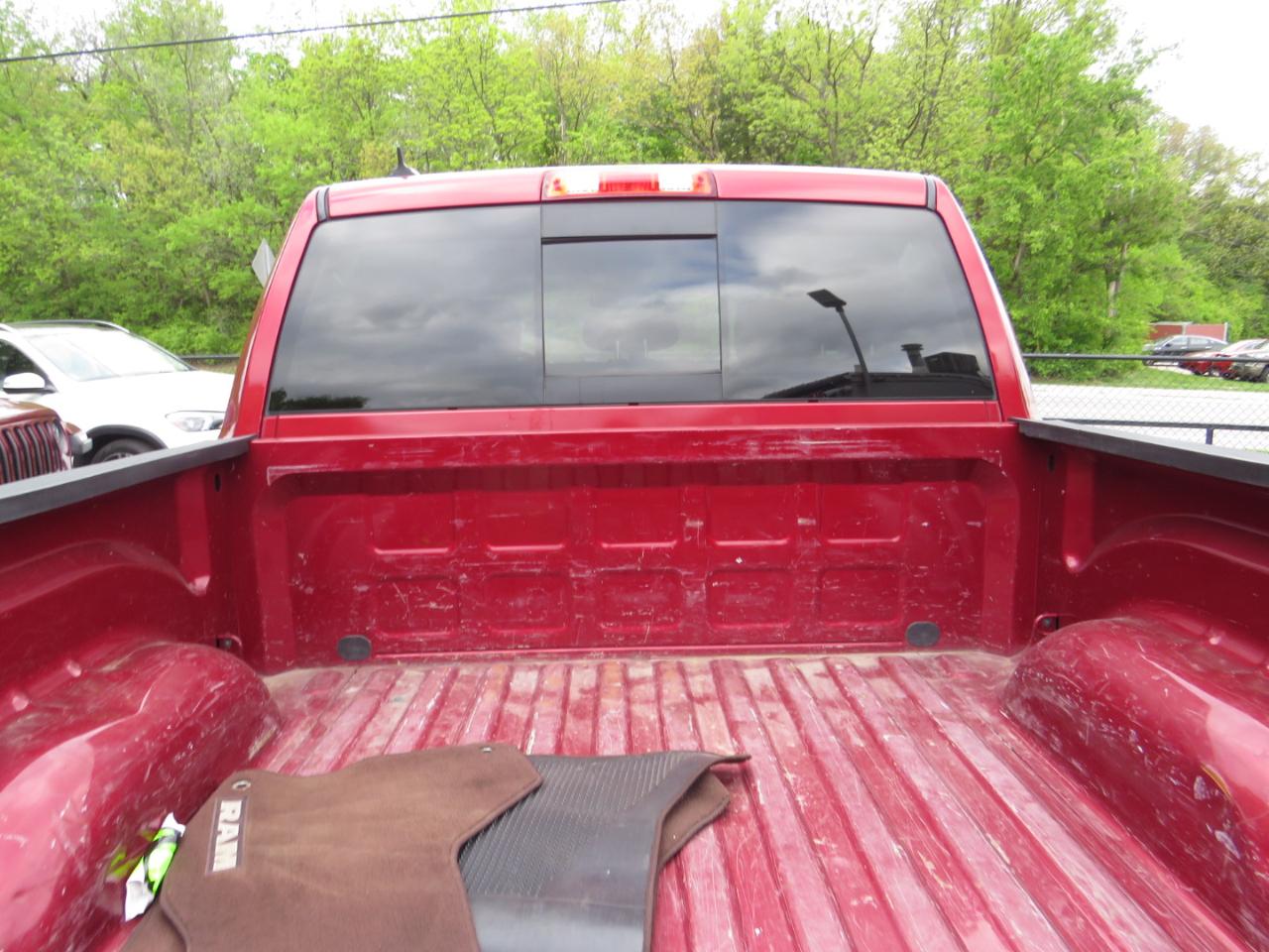 RAM 1500 4WD Crew Cab 140.5" Big Horn 2015