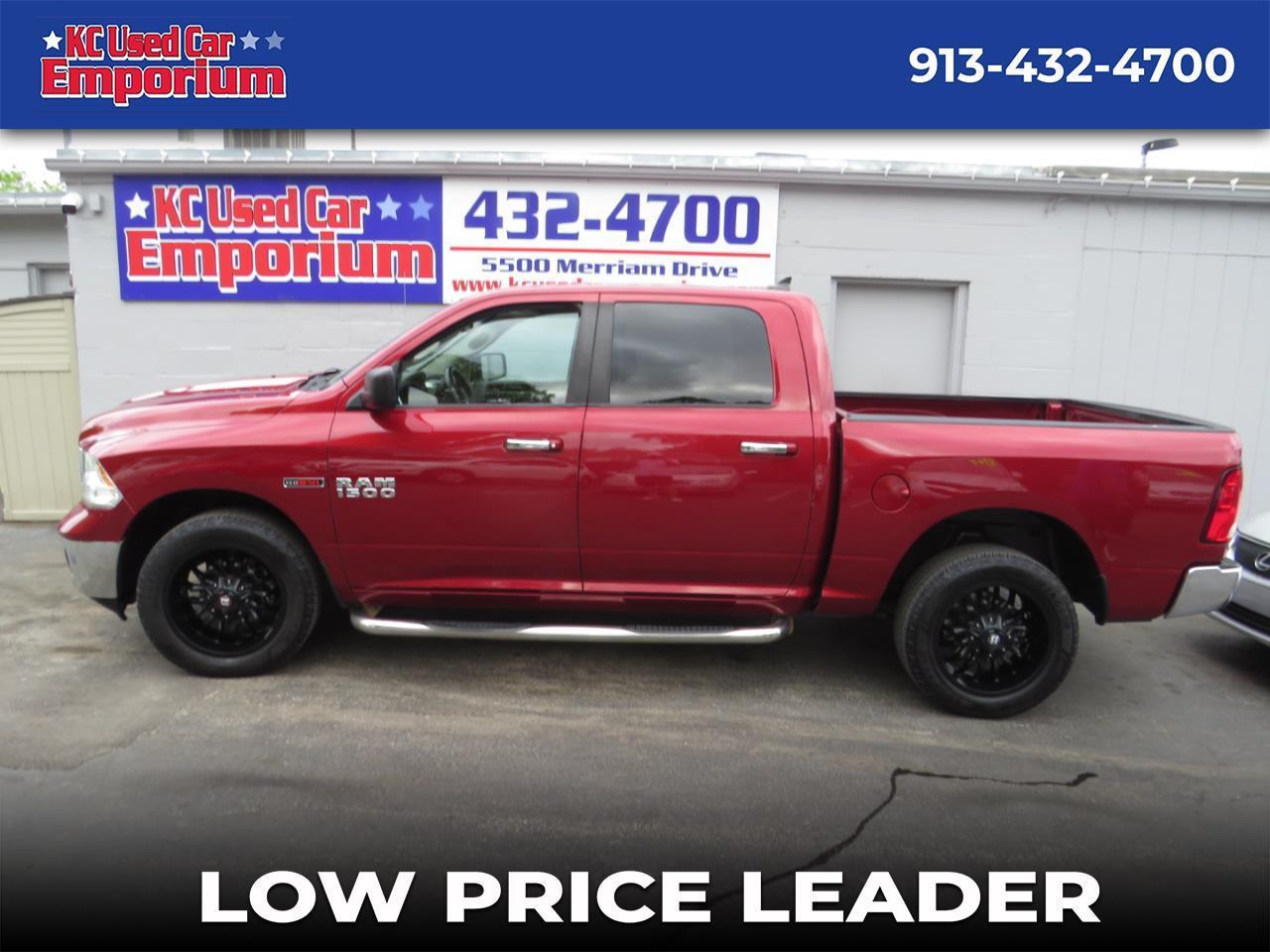 RAM 1500 4WD Crew Cab 140.5" Big Horn 2015